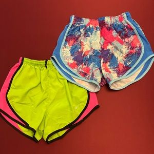 XS NIKE RUNNING SHORTS